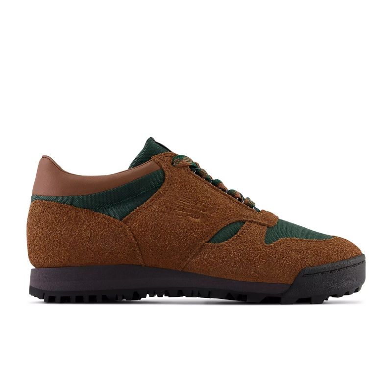 New Balance UALGSBG Shoes
