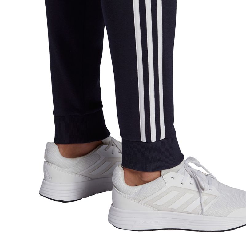 Pantaloni adidas Essentials Fleece Tapered Cuff 3-Band M GK8823