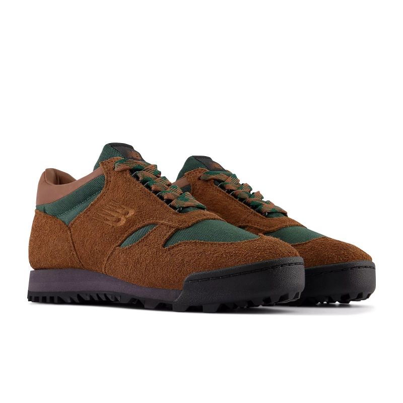 New Balance UALGSBG Shoes