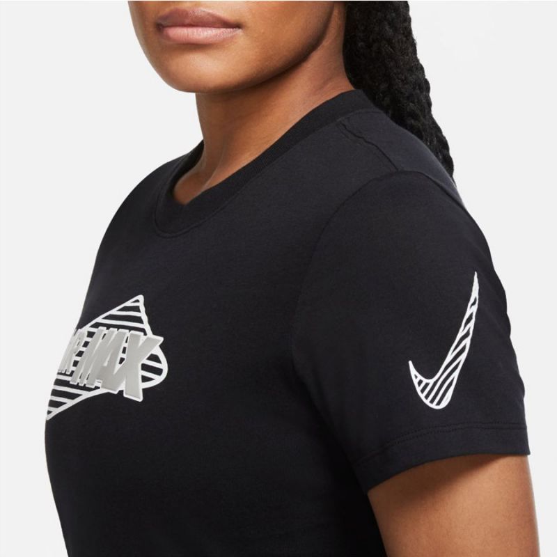 Nike Sportswear T-shirt W DN5856 010