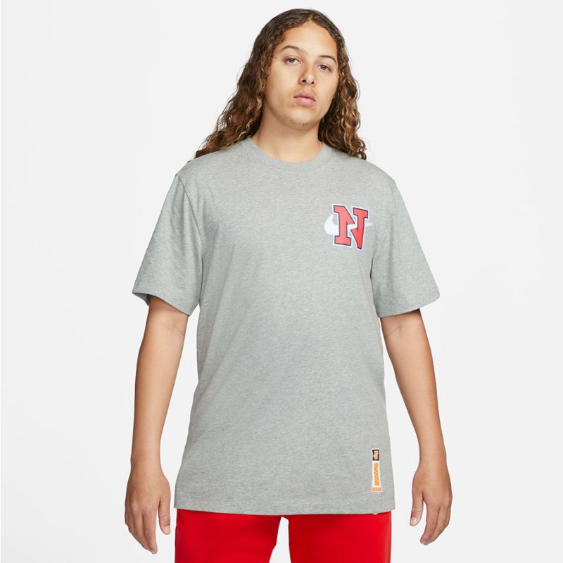 Nike Sportswear T-shirt M FD1320-063
