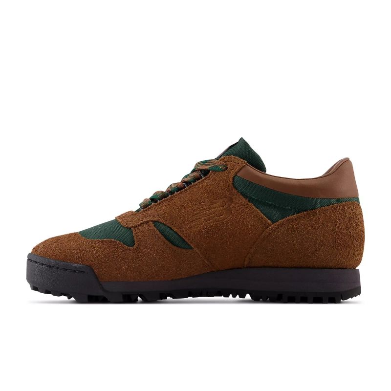 New Balance UALGSBG Shoes