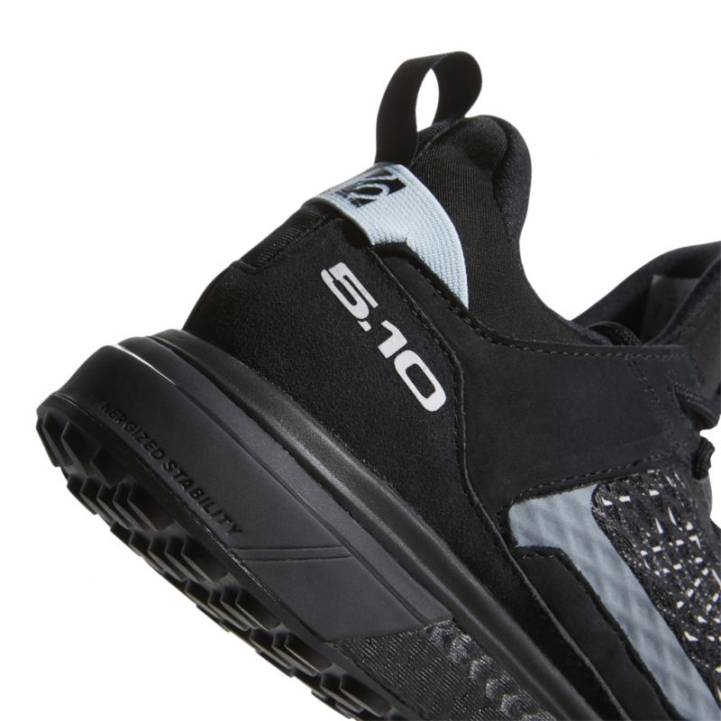Scarpe da donna Adidas Five Tennie EE9268