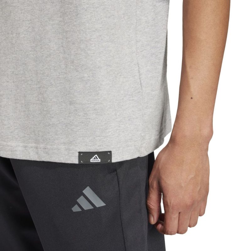 adidas Modern Essentials Graphic T-shirt M IW2648