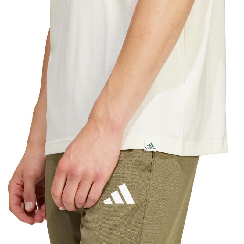T-shirt adidas Growth Badge Graphic M IS2873