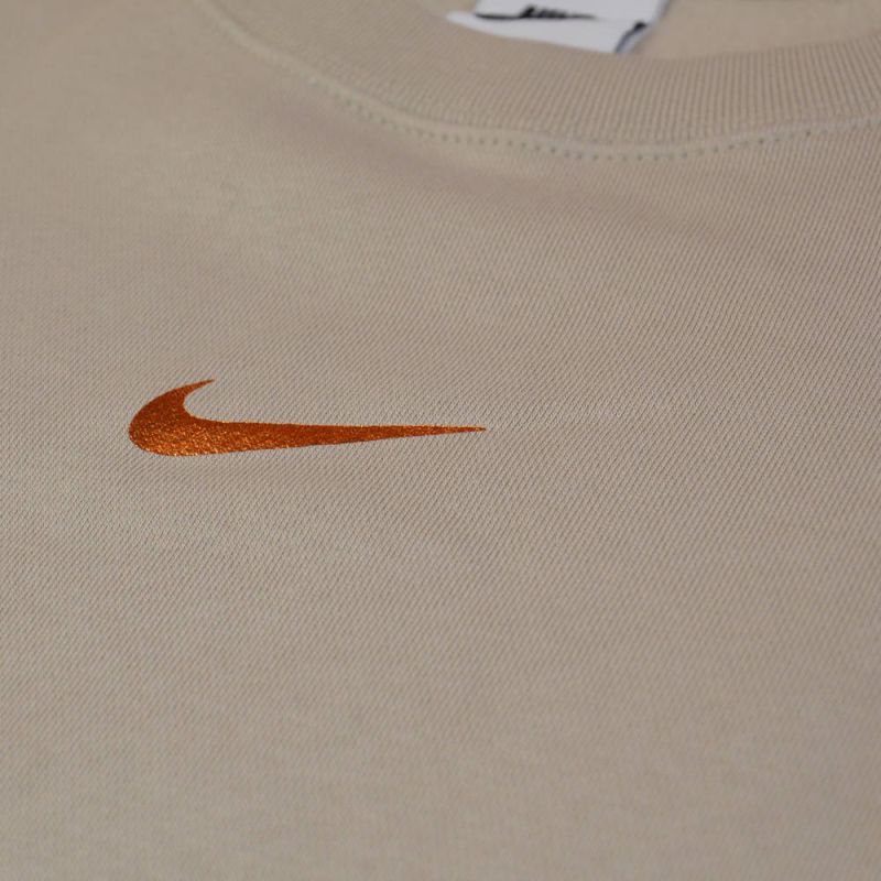 Felpa sportiva beige Nike Swoosh da donna - DJ4411-210