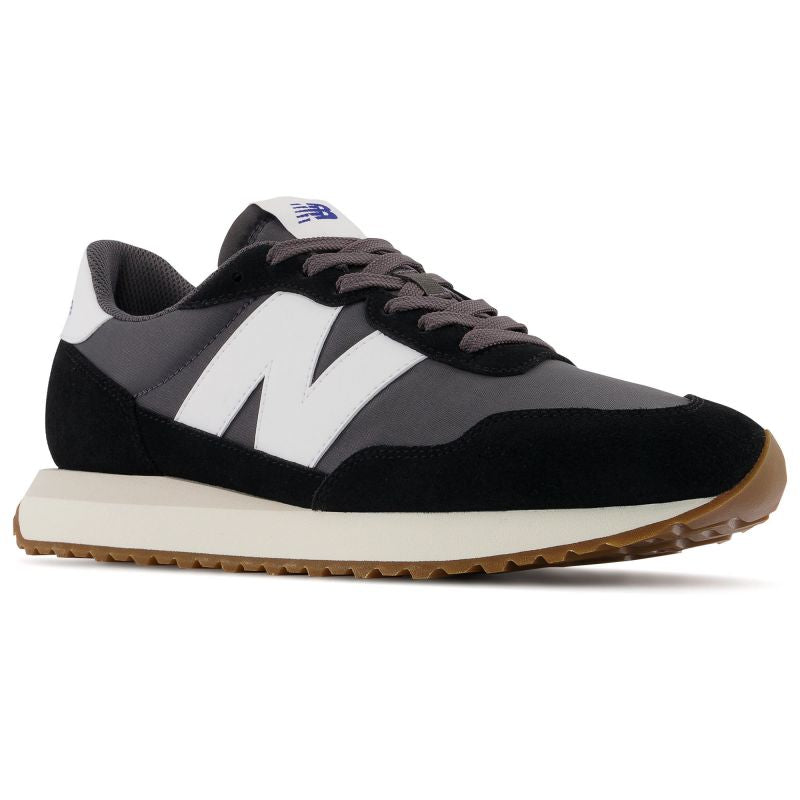 New Balance men's sneakers, suede leather lifestyle sports shoes, black (MS237GA)