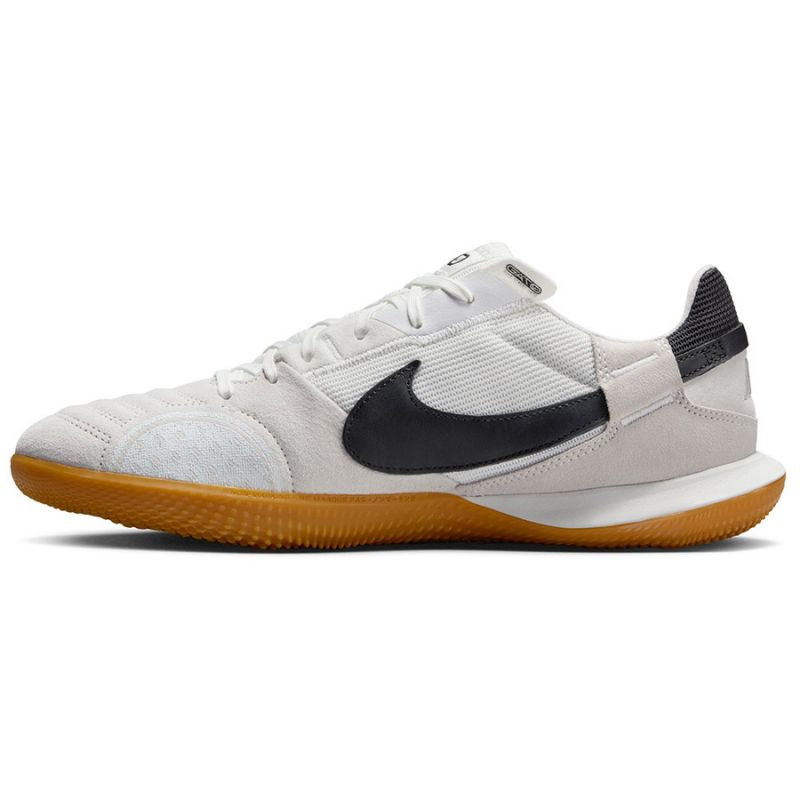 Nike Streetgato IC HV5759-100 shoes